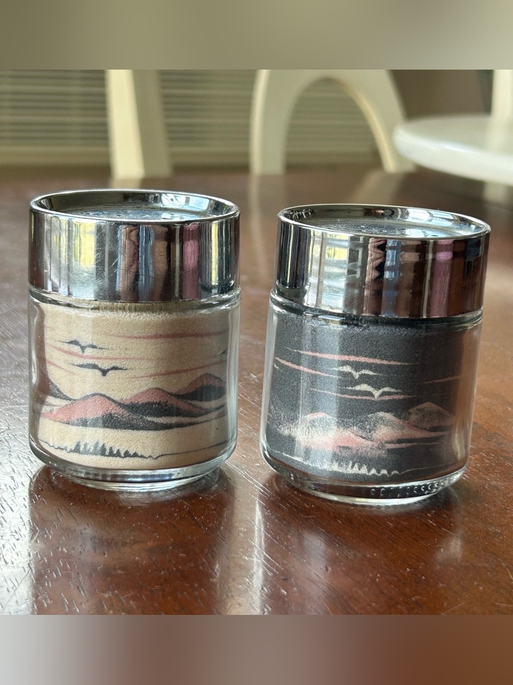 Vintage Sand Art Salt and Pepper Shakers - Picture 3 of 7